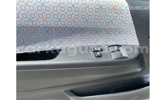 Nunua Imported Toyota Hiace Nyeupe Gari ndani ya Import - Dubai nchini Bujumbura Nunua Imported Toyota Hiace Nyeupe Gari ndani ya Import - Dubai nchini Bujumbura