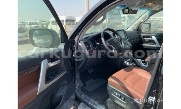 Nunua Imported Toyota Land Cruiser Nyeusi Gari ndani ya Import - Dubai nchini Bujumbura Nunua Imported Toyota Land Cruiser Nyeusi Gari ndani ya Import - Dubai nchini Bujumbura