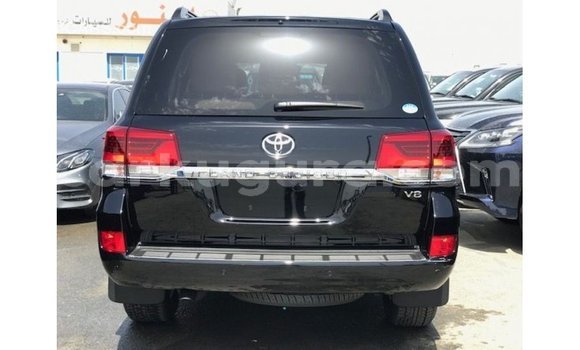 Acheter Import Voiture Toyota Land Cruiser Noir à Import - Dubai, Bujumbura Acheter Import Voiture Toyota Land Cruiser Noir à Import - Dubai, Bujumbura