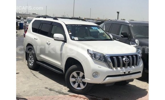 Acheter Import Voiture Toyota Prado Blanc à Import - Dubai, Bujumbura Acheter Import Voiture Toyota Prado Blanc à Import - Dubai, Bujumbura