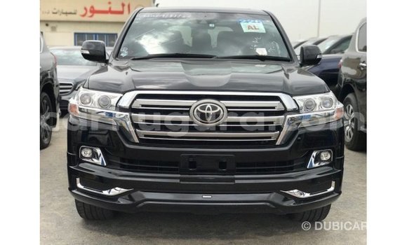 Acheter Import Voiture Toyota Land Cruiser Noir à Import - Dubai, Bujumbura Acheter Import Voiture Toyota Land Cruiser Noir à Import - Dubai, Bujumbura