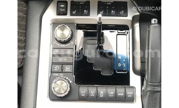 Nunua Imported Toyota Land Cruiser Nyeusi Gari ndani ya Import - Dubai nchini Bujumbura Nunua Imported Toyota Land Cruiser Nyeusi Gari ndani ya Import - Dubai nchini Bujumbura
