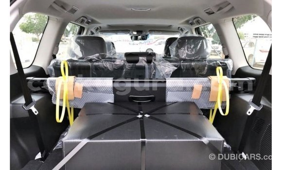 Nunua Imported Toyota Prado Bluu Gari ndani ya Import - Dubai nchini Bujumbura Nunua Imported Toyota Prado Bluu Gari ndani ya Import - Dubai nchini Bujumbura