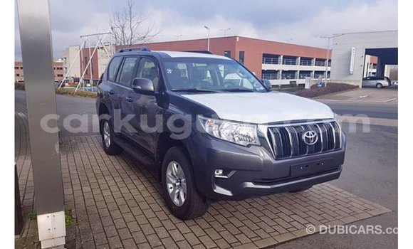 Nunua Imported Toyota Prado Nyeusi Gari ndani ya Import - Dubai nchini Bujumbura Nunua Imported Toyota Prado Nyeusi Gari ndani ya Import - Dubai nchini Bujumbura