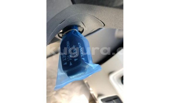 Buy Import Toyota Prado White Car in Import - Dubai in Bujumbura Buy Import Toyota Prado White Car in Import - Dubai in Bujumbura