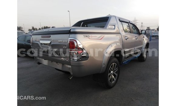 Nunua Imported Toyota Hilux Nyingine Gari ndani ya Import - Dubai nchini Bujumbura Nunua Imported Toyota Hilux Nyingine Gari ndani ya Import - Dubai nchini Bujumbura