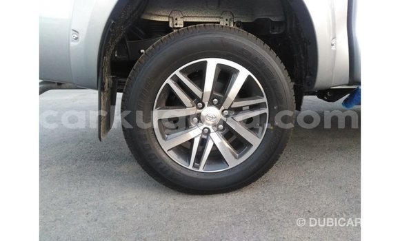 Nunua Imported Toyota Hilux Nyingine Gari ndani ya Import - Dubai nchini Bujumbura Nunua Imported Toyota Hilux Nyingine Gari ndani ya Import - Dubai nchini Bujumbura