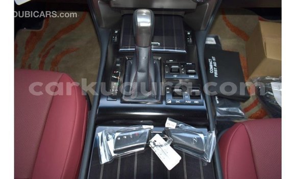 Acheter Import Voiture Lexus GX Blanc à Import - Dubai, Bujumbura Acheter Import Voiture Lexus GX Blanc à Import - Dubai, Bujumbura