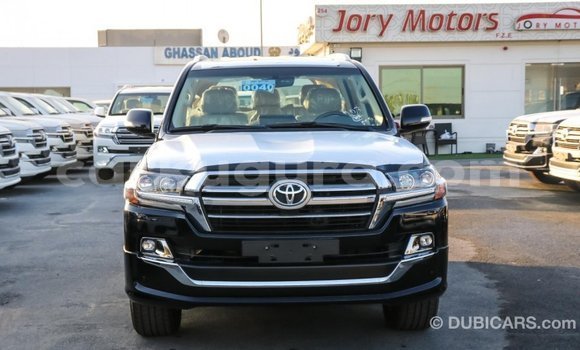 Acheter Import Voiture Toyota Land Cruiser Noir à Import - Dubai, Bujumbura Acheter Import Voiture Toyota Land Cruiser Noir à Import - Dubai, Bujumbura