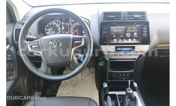 Nunua Imported Toyota Prado Nyeusi Gari ndani ya Import - Dubai nchini Bujumbura Nunua Imported Toyota Prado Nyeusi Gari ndani ya Import - Dubai nchini Bujumbura