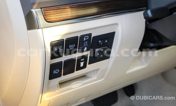 Acheter Import Voiture Toyota Land Cruiser Noir à Import - Dubai, Bujumbura Acheter Import Voiture Toyota Land Cruiser Noir à Import - Dubai, Bujumbura