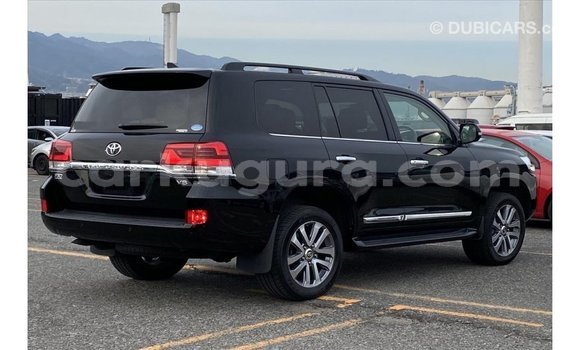 Acheter Import Voiture Toyota Land Cruiser Noir à Import - Dubai, Bujumbura Acheter Import Voiture Toyota Land Cruiser Noir à Import - Dubai, Bujumbura