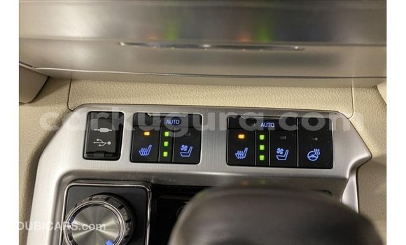 Acheter Import Voiture Toyota Land Cruiser Noir à Import - Dubai, Bujumbura Acheter Import Voiture Toyota Land Cruiser Noir à Import - Dubai, Bujumbura