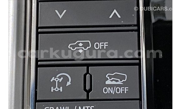 Acheter Import Voiture Toyota Land Cruiser Noir à Import - Dubai, Bujumbura Acheter Import Voiture Toyota Land Cruiser Noir à Import - Dubai, Bujumbura