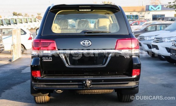 Acheter Import Voiture Toyota Land Cruiser Noir à Import - Dubai, Bujumbura Acheter Import Voiture Toyota Land Cruiser Noir à Import - Dubai, Bujumbura