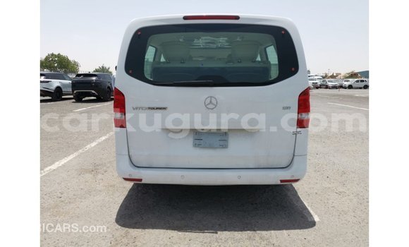 Acheter Import Voiture Mercedes-Benz Vito Blanc à Import - Dubai, Bujumbura Acheter Import Voiture Mercedes-Benz Vito Blanc à Import - Dubai, Bujumbura