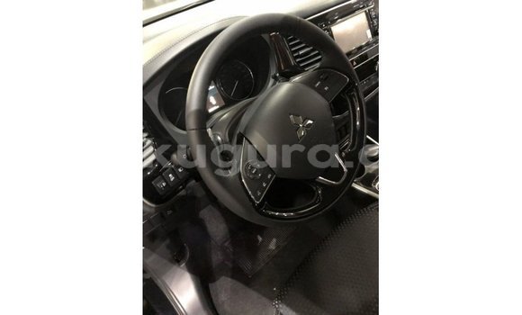 Nunua Imported Mitsubishi Outlander Nyeusi Gari ndani ya Import - Dubai nchini Bujumbura Nunua Imported Mitsubishi Outlander Nyeusi Gari ndani ya Import - Dubai nchini Bujumbura