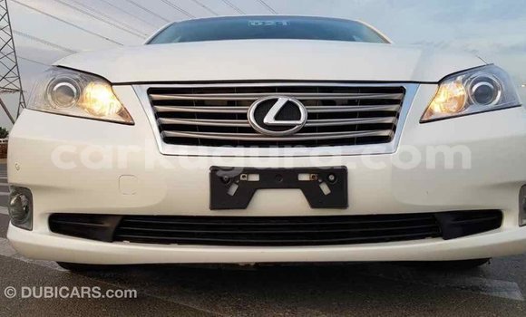 Acheter Import Voiture Lexus ES Blanc à Import - Dubai, Bujumbura Acheter Import Voiture Lexus ES Blanc à Import - Dubai, Bujumbura