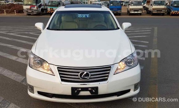 Acheter Import Voiture Lexus ES Blanc à Import - Dubai, Bujumbura Acheter Import Voiture Lexus ES Blanc à Import - Dubai, Bujumbura
