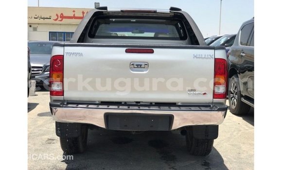 Nunua Imported Toyota Hilux Nyingine Gari ndani ya Import - Dubai nchini Bujumbura Nunua Imported Toyota Hilux Nyingine Gari ndani ya Import - Dubai nchini Bujumbura