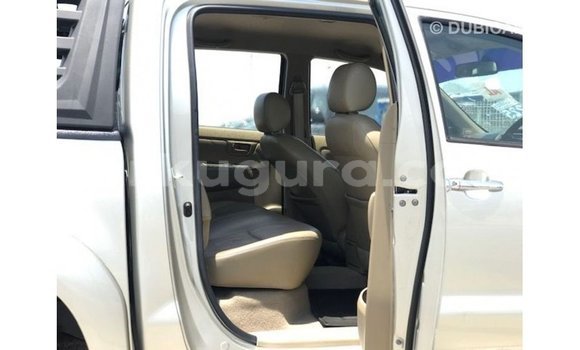 Nunua Imported Toyota Hilux Nyingine Gari ndani ya Import - Dubai nchini Bujumbura Nunua Imported Toyota Hilux Nyingine Gari ndani ya Import - Dubai nchini Bujumbura