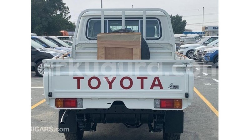 Big with watermark toyota land cruiser bujumbura import dubai 5052