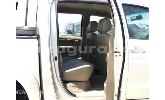 Buy Import Toyota Hilux Other Car in Import - Dubai in Bujumbura Buy Import Toyota Hilux Other Car in Import - Dubai in Bujumbura