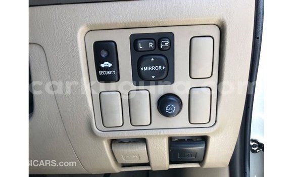 Nunua Imported Toyota Hilux Nyingine Gari ndani ya Import - Dubai nchini Bujumbura Nunua Imported Toyota Hilux Nyingine Gari ndani ya Import - Dubai nchini Bujumbura