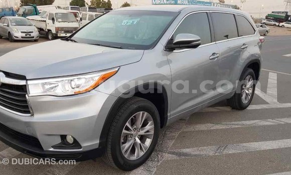 Buy Import Toyota Highlander Other Car in Import - Dubai in Bujumbura Buy Import Toyota Highlander Other Car in Import - Dubai in Bujumbura