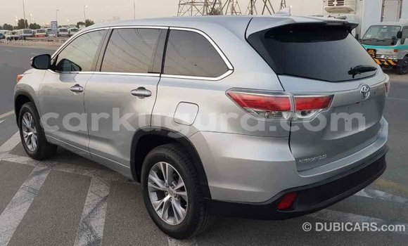 Buy Import Toyota Highlander Other Car in Import - Dubai in Bujumbura Buy Import Toyota Highlander Other Car in Import - Dubai in Bujumbura