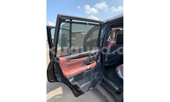 Nunua Imported Lexus LX Nyeusi Gari ndani ya Import - Dubai nchini Bujumbura Nunua Imported Lexus LX Nyeusi Gari ndani ya Import - Dubai nchini Bujumbura