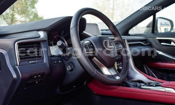 Nunua Imported Lexus RX 300 Nyeupe Gari ndani ya Import - Dubai nchini Bujumbura Nunua Imported Lexus RX 300 Nyeupe Gari ndani ya Import - Dubai nchini Bujumbura