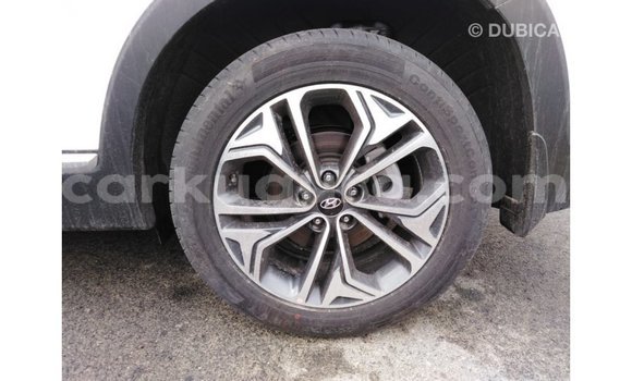 Buy Import Hyundai Santa Fe White Car in Import - Dubai in Bujumbura Buy Import Hyundai Santa Fe White Car in Import - Dubai in Bujumbura