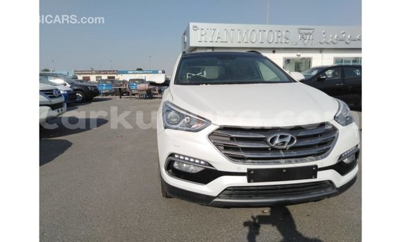 Buy Import Hyundai Santa Fe White Car in Import - Dubai in Bujumbura Buy Import Hyundai Santa Fe White Car in Import - Dubai in Bujumbura