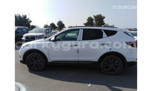 Buy Import Hyundai Santa Fe White Car in Import - Dubai in Bujumbura Buy Import Hyundai Santa Fe White Car in Import - Dubai in Bujumbura