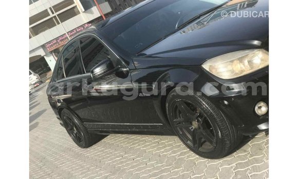 Acheter Import Voiture Mercedes-Benz 190 (W201) Noir à Import - Dubai, Bujumbura Acheter Import Voiture Mercedes-Benz 190 (W201) Noir à Import - Dubai, Bujumbura
