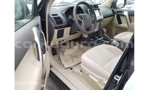 Nunua Imported Toyota Prado Nyeusi Gari ndani ya Import - Dubai nchini Bujumbura Nunua Imported Toyota Prado Nyeusi Gari ndani ya Import - Dubai nchini Bujumbura