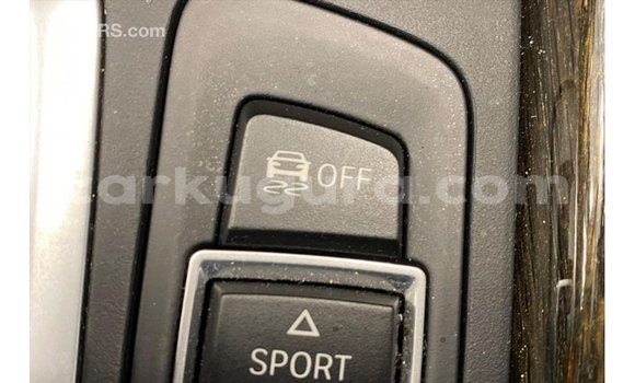 Acheter Import Moto BMW R Blanc à Import - Dubai, Bujumbura Acheter Import Moto BMW R Blanc à Import - Dubai, Bujumbura