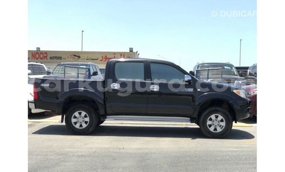 Acheter Import Voiture Toyota Hilux Noir à Import - Dubai, Bujumbura Acheter Import Voiture Toyota Hilux Noir à Import - Dubai, Bujumbura
