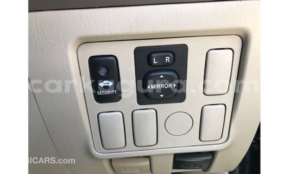 Acheter Import Voiture Toyota Hilux Noir à Import - Dubai, Bujumbura Acheter Import Voiture Toyota Hilux Noir à Import - Dubai, Bujumbura