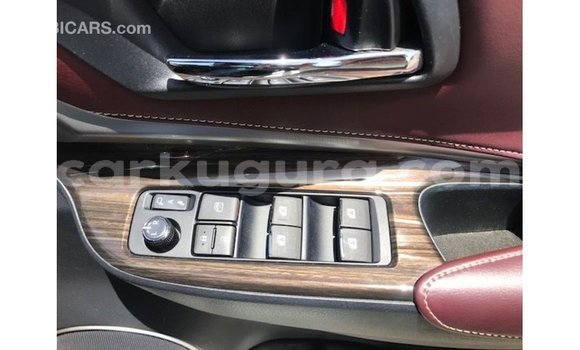 Buy Import Toyota Harrier White Car in Import - Dubai in Bujumbura Buy Import Toyota Harrier White Car in Import - Dubai in Bujumbura