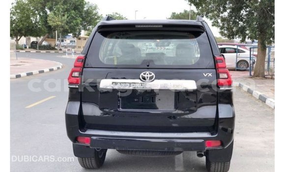Nunua Imported Toyota Prado Nyeusi Gari ndani ya Import - Dubai nchini Bujumbura Nunua Imported Toyota Prado Nyeusi Gari ndani ya Import - Dubai nchini Bujumbura
