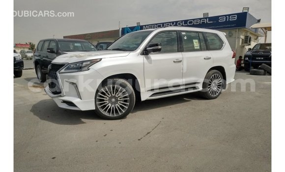 Nunua Imported Lexus LX Nyeupe Gari ndani ya Import - Dubai nchini Bujumbura Nunua Imported Lexus LX Nyeupe Gari ndani ya Import - Dubai nchini Bujumbura