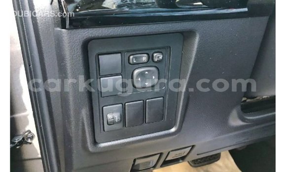 Nunua Imported Toyota Prado Nyeusi Gari ndani ya Import - Dubai nchini Bujumbura Nunua Imported Toyota Prado Nyeusi Gari ndani ya Import - Dubai nchini Bujumbura