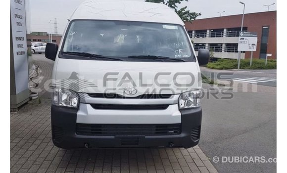 Nunua Imported Toyota Hiace Nyeupe Gari ndani ya Import - Dubai nchini Bujumbura Nunua Imported Toyota Hiace Nyeupe Gari ndani ya Import - Dubai nchini Bujumbura