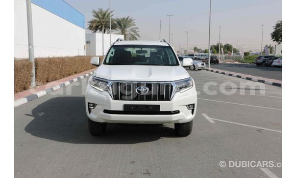 Acheter Import Voiture Toyota Prado Blanc à Import - Dubai, Bujumbura Acheter Import Voiture Toyota Prado Blanc à Import - Dubai, Bujumbura