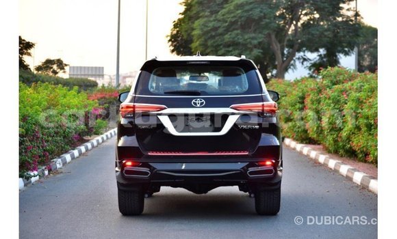 Buy Import Toyota Fortuner Black Car in Import - Dubai in Bujumbura Buy Import Toyota Fortuner Black Car in Import - Dubai in Bujumbura