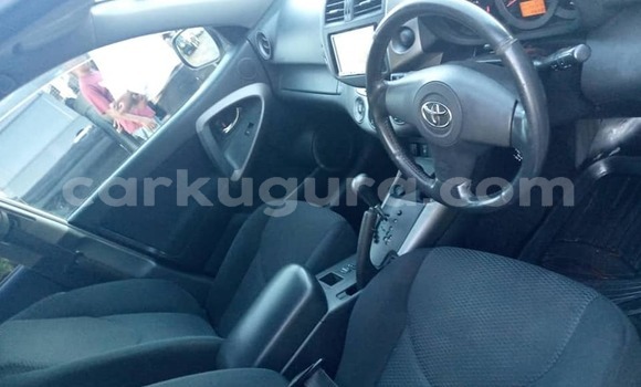 Buy Used Toyota RAV4 White Car in Bujumbura in Bujumbura Buy Used Toyota RAV4 White Car in Bujumbura in Bujumbura