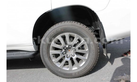 Nunua Imported Toyota Prado Nyeupe Gari ndani ya Import - Dubai nchini Bujumbura Nunua Imported Toyota Prado Nyeupe Gari ndani ya Import - Dubai nchini Bujumbura