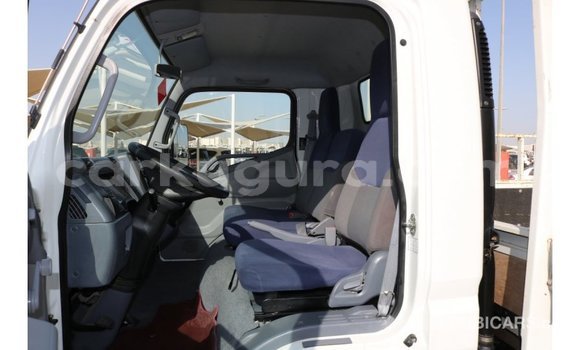 Acheter Import Utilitaire Mitsubishi L400 Blanc à Import - Dubai, Bujumbura